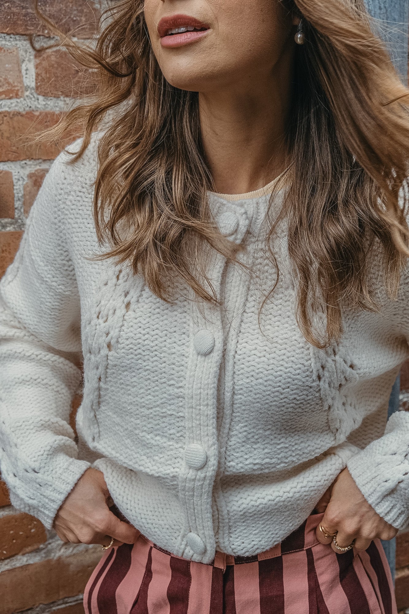 BEIGE KNIT CARDIGAN