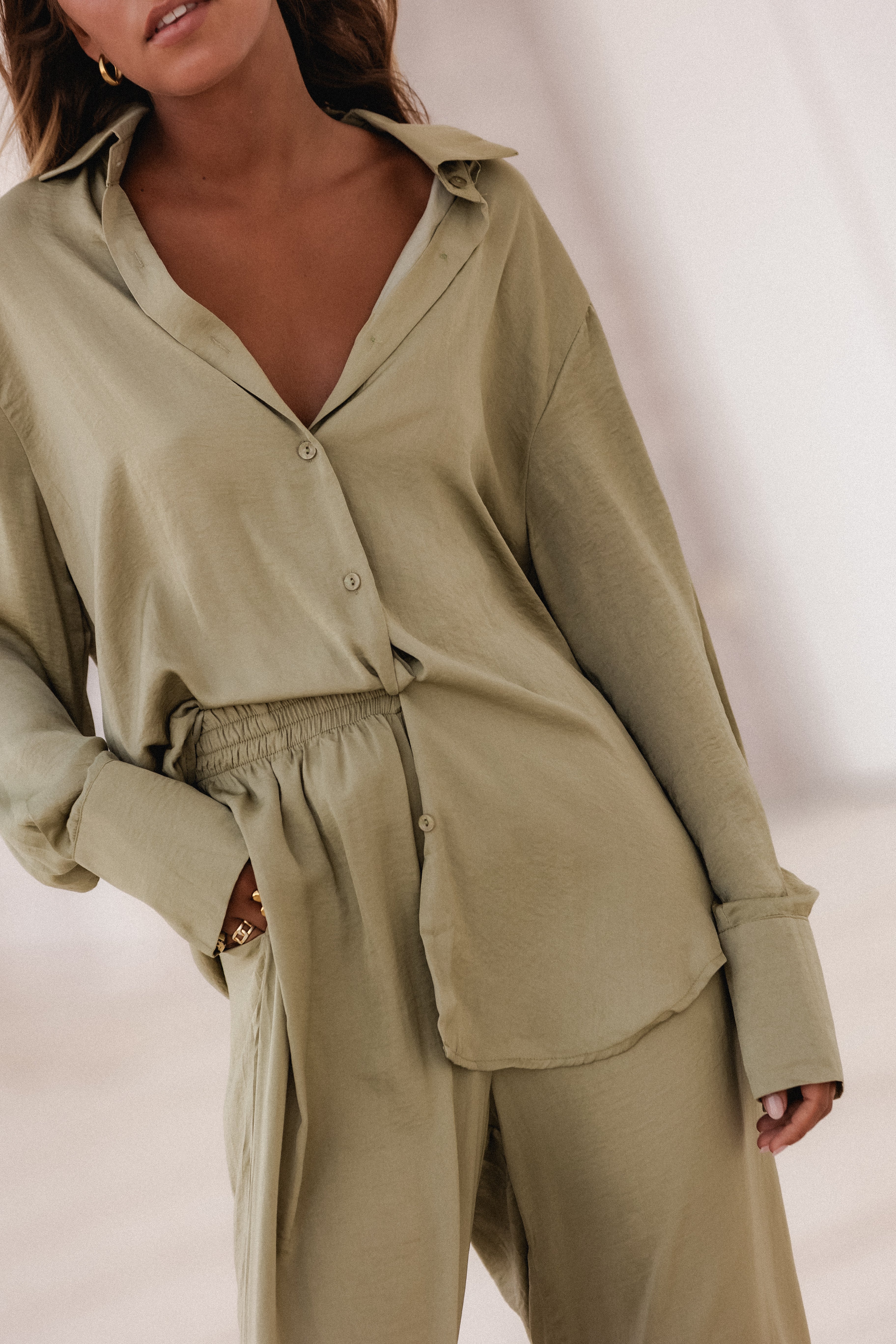 SATIN GREEN PANTS