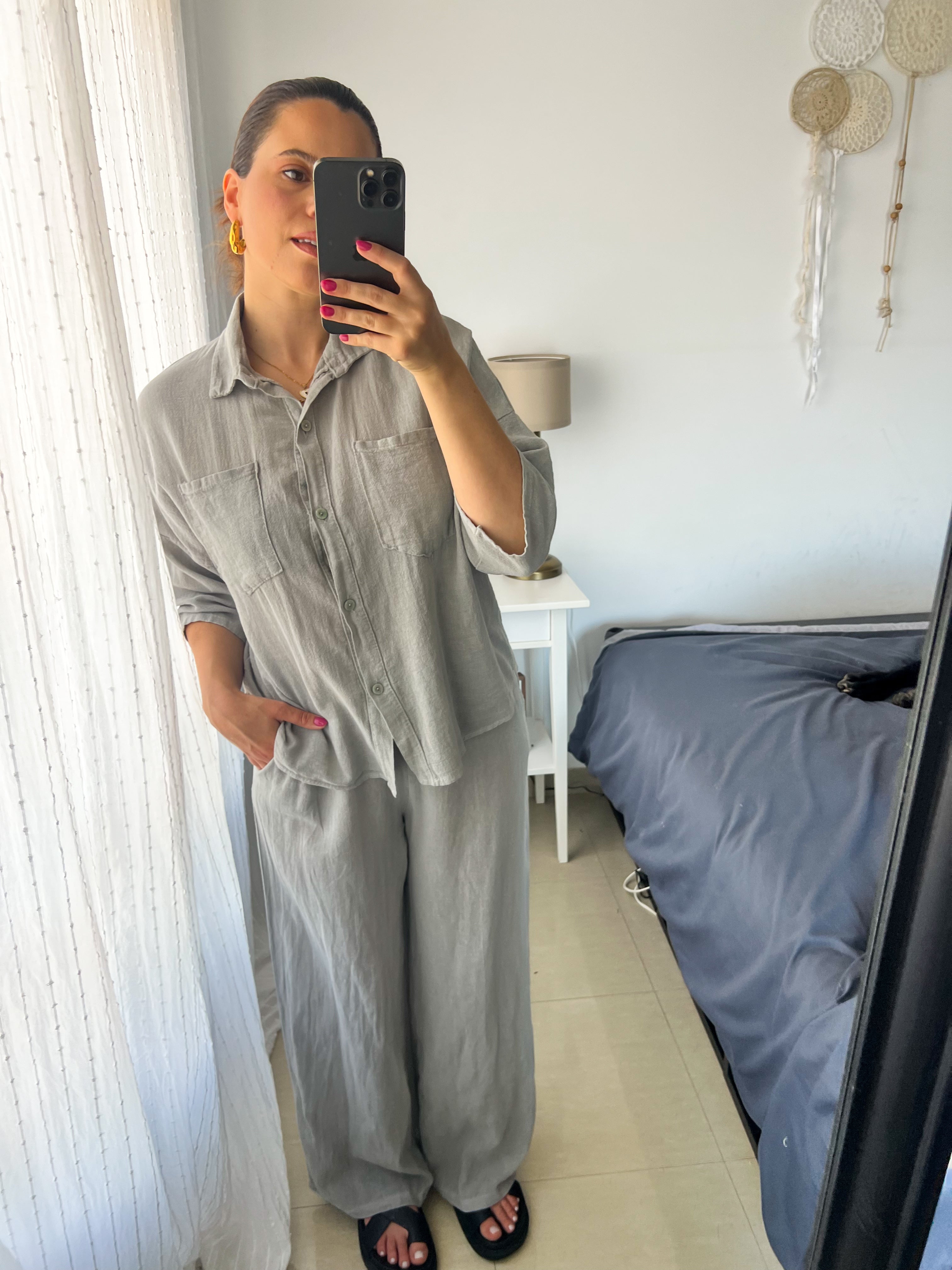 Camisa cinzenta