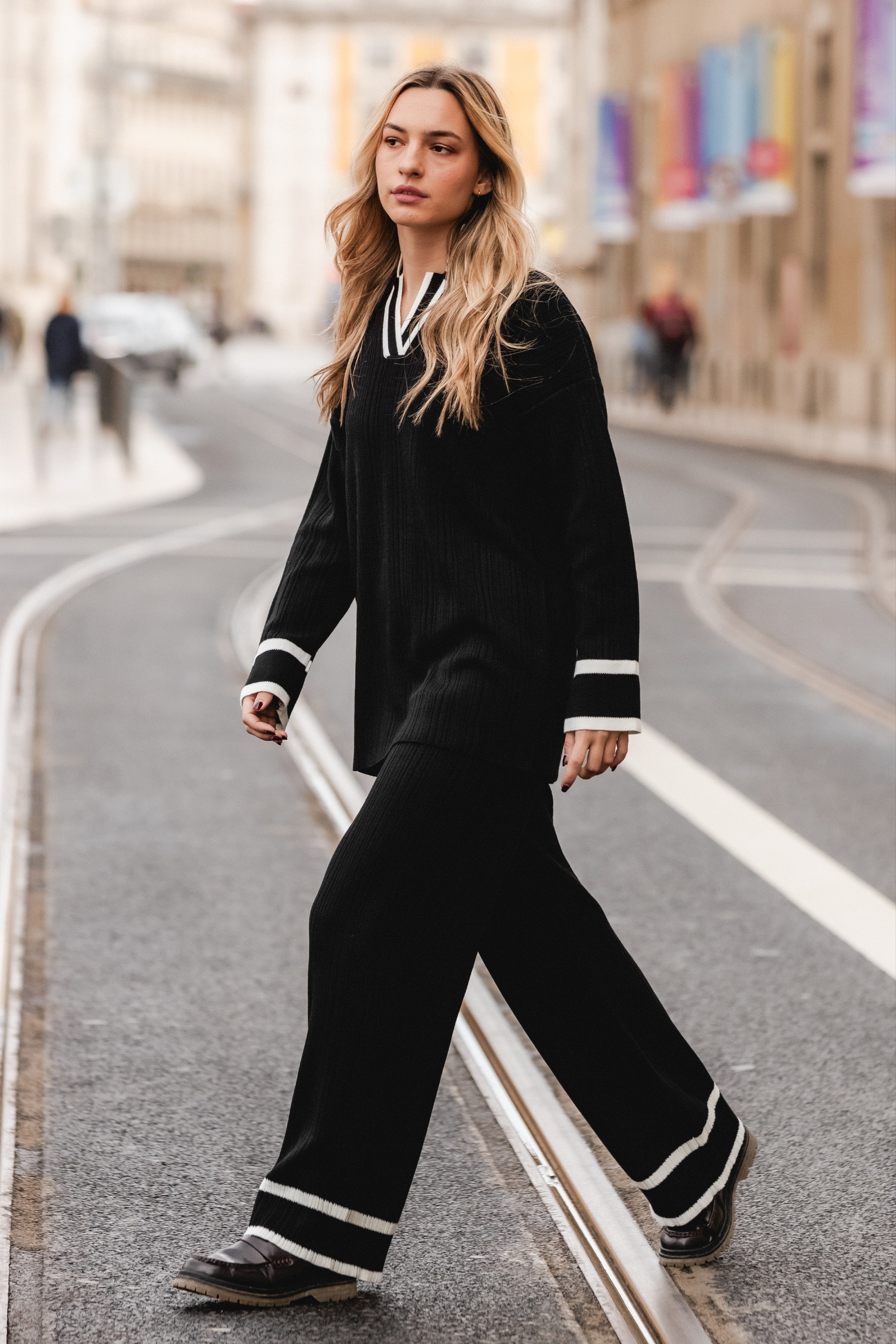 BLACK COMFY SET