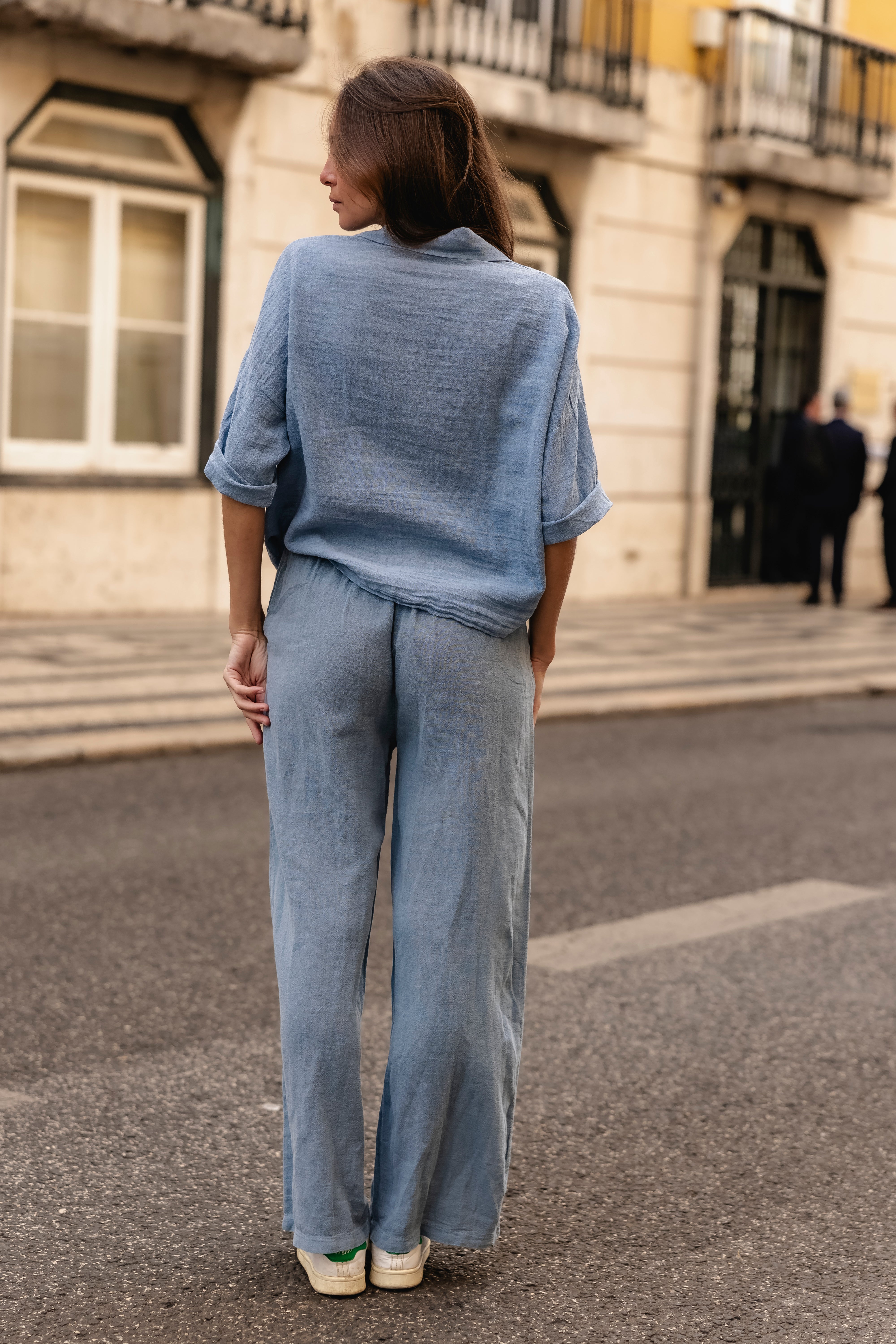 Blusa azul denim fluida