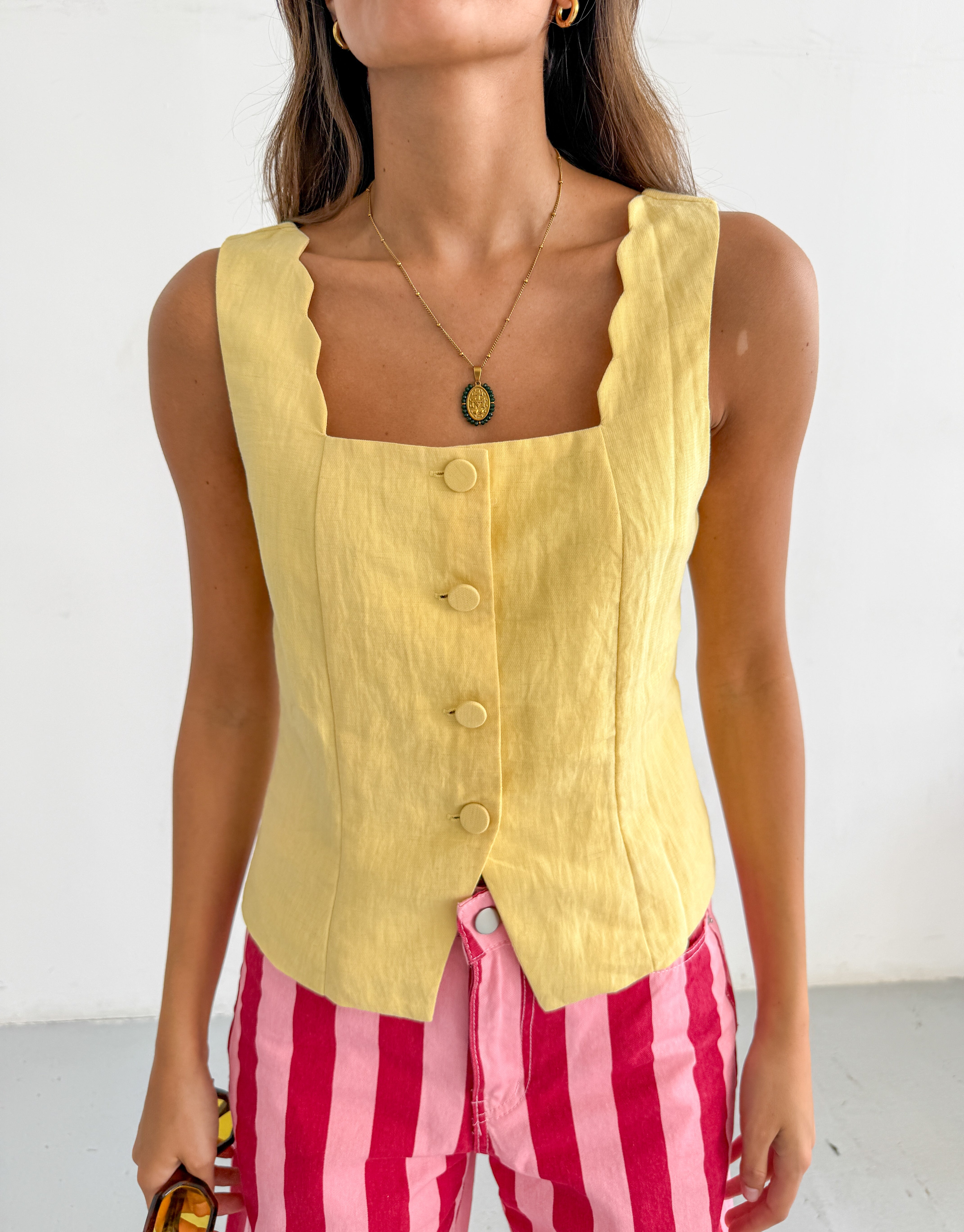 YELLOW TOP