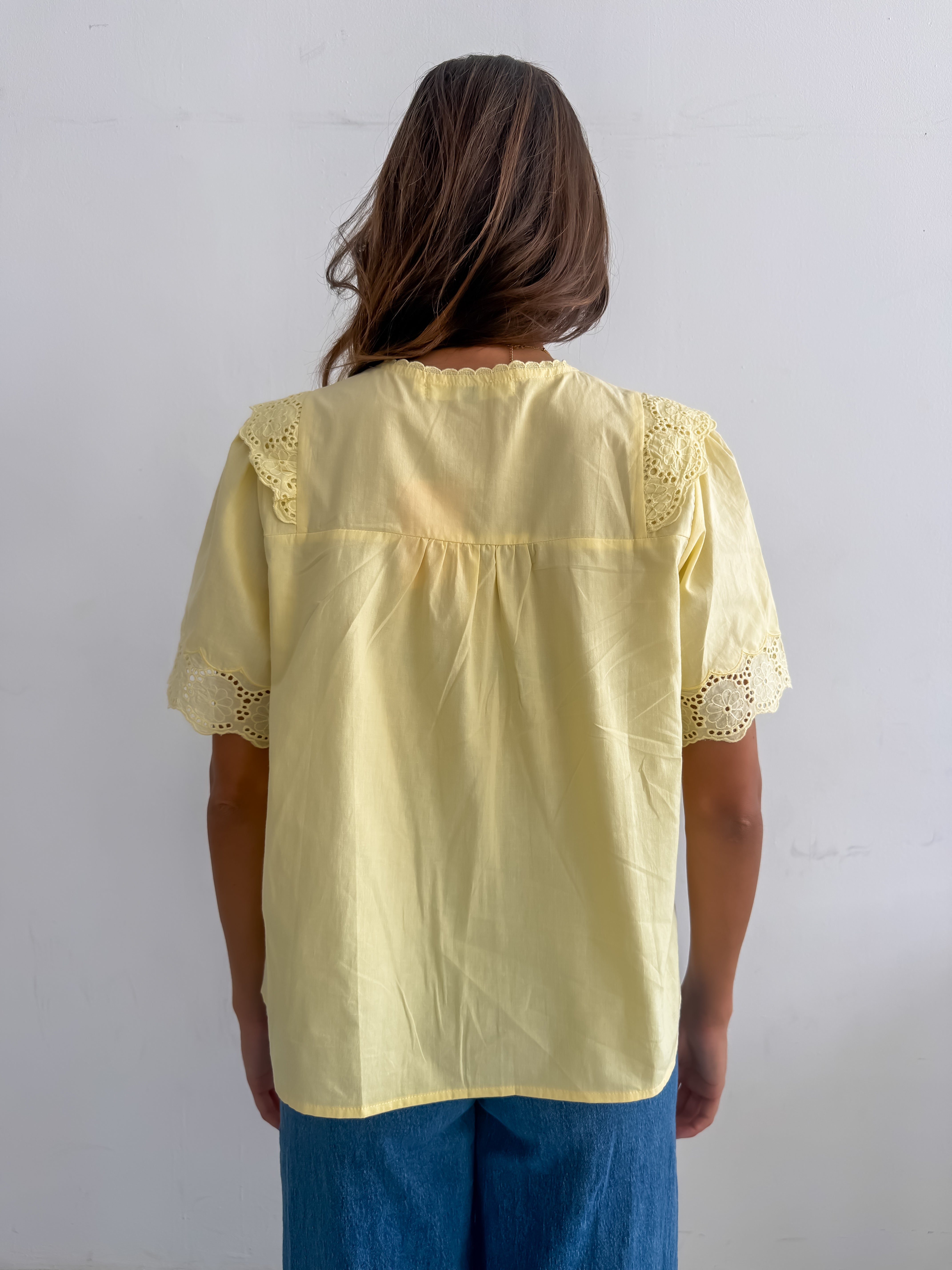 YELLOW BLOUSE